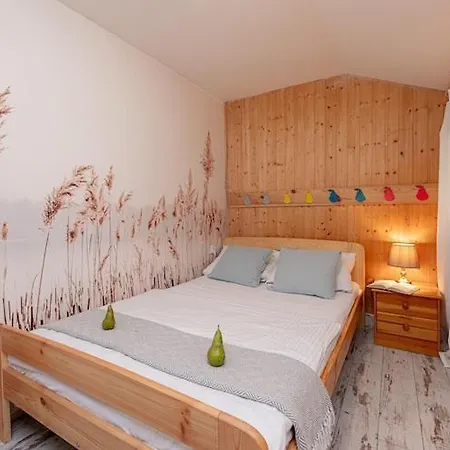 Dom wakacyjny By Kl Pnicko With Pier Klepnica