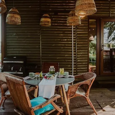 By Kl Pnicko With Pier